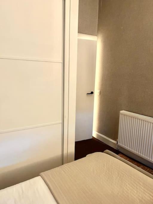 Large 2 Bedroom, Ground Floor Flat, Close To City Édimbourg Extérieur photo